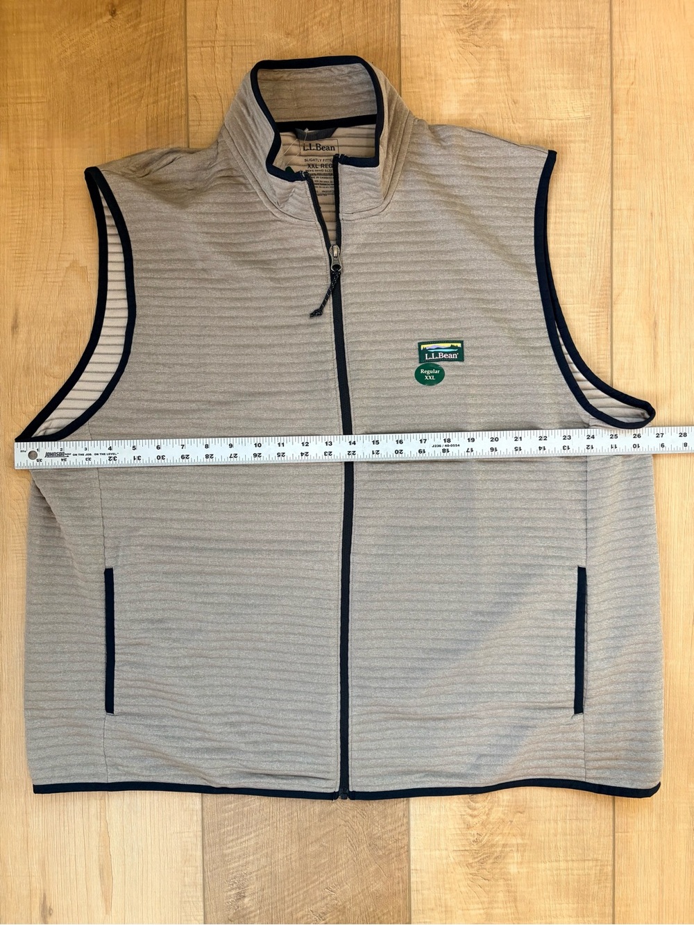 New! L.L. Bean Men's Airlight Vest. Putty. Size XXL - Picture 7 of 9
